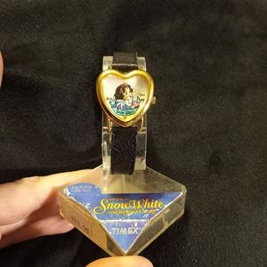 VTG 1993 TIMEX DISNEY SNOW WHITE WATCH - NEW